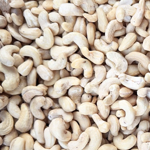 Hot Sale Cashew <b>Nuts</b> Kenya W240 Best Quality Santigo Factory Reasonable Price - Product Image 1