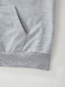 เสื้อมีฮู้ดผ้าฝ้าย100% 400GSM เบาประดับพลอยเทียมสีเทาอ่อนสำหรับผู้หญิงเสื้อสเวตเชิ้ตออกแบบโลโก้ได้ตามต้องการดีไซน์รูปปีกดาวสำหรับสตรีทแวร์มีซิป - Product Image 3