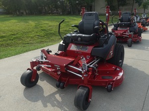 Cortadora de Césped Ferris 5902145 ISX3300 de 72 Pulgadas, 40 HP, VAN EFI, Autopropulsada, Caja Recolectora de Césped de 100 L, 1 Año de Garantía, con Suspensión Completa - Product Image 6