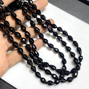Vente en gros de perles en forme de goutte d'onyx noire à facettes fines pierres précieuses naturelles support perceuse gouttes perles pour bijoux - Product Image 4