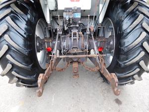 รถแทรคเตอร์แมสซีย์เฟอร์กูสัน390 4WD - Product Image 5