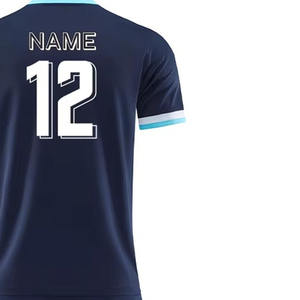 Último Modelo de Uniformes de Fútbol con Serigrafía, Conjuntos de Camisetas y Pantalones Cortos con Logotipo Personalizado, 100% Poliéster, Unisex, MOQ Bajo, Antibacteriano - Product Image 3