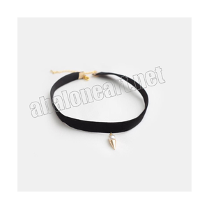 Gargantilla de trabajo de esmalte de latón con pendientes a juego Gargantilla de madera con arte Warli Gargantilla hecha a mano India - Product Image 3