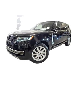P400 SE LWB 2025 de 7 Plazas, Usado en Buen Estado - Product Image 1