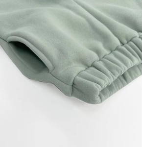 Completo Set Autunnale per Bambini: <span class=keywords><strong>Felpa</strong></span> in Maglia <span class=keywords><strong>con</strong></span> <span class=keywords><strong>Cerniera</strong></span> a Quarto e Pantaloni Coordinati in Pile Traspirante, Comodi per Ragazzi e Ragazze - Product Image 6