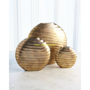 Ensemble de vases décoratifs dorés Design moderne élégant Accent luxueux pour la maison Salon Bureau Table et décoration intérieure - Product Image 3