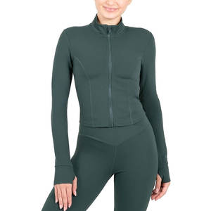 Veste de yoga pour femmes de qualité supérieure tissu évacuant l'humidité parfait pour le yoga et les tenues décontractées - Product Image 3