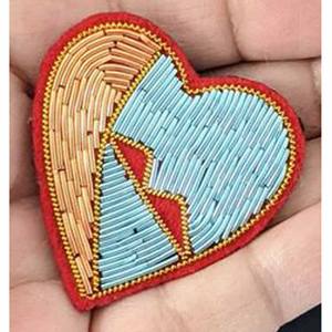 Broche brodée fleurs Design personnalisé broche broche Badge - Product Image 2