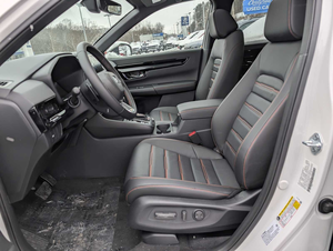Oferta de Valor Insuperable: Honda CR-V Híbrido Turbo Sport Touring AWD SUV 2026 con Asientos de Cuero Oscuros y Volante a la Izquierda - Product Image 6