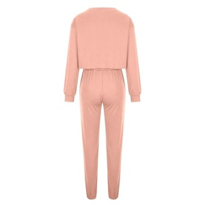 Conjunto de ropa informal de 2 piezas para mujer, Top corto con logotipo personalizado, sudadera y pantalones para correr, ropa deportiva transpirable de algodón 100% - Product Image 4