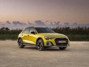 2025 Expédition rapide <span class=keywords><strong>Audi</strong></span> <span class=keywords><strong>A3</strong></span> Sportback berline de luxe 35 TFSI 1.5T Turbo <span class=keywords><strong>essence</strong></span> voiture compacte à vendre avec des <span class=keywords><strong>prix</strong></span> compétitifs - Product Image 4