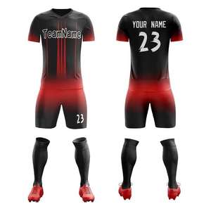 Uniforme de football haute performance conçu pour un confort de port prolongé et un soutien athlétique - Product Image 1