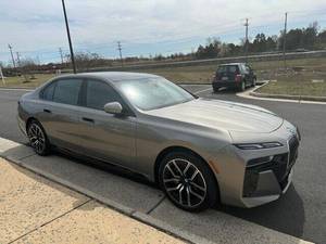 Sử dụng BMW I7 rwd Turbo với ghế da nội thất tối tự động hộp số điện nhiên liệu phía sau máy ảnh R16 Lốp Kích thước trái chỉ đạo - Product Image 5