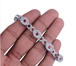 Pulsera de Diamantes: Pulsera de Plata de Ley con Diamantes de Moissanita de Lujo, Pulsera de Protección con Rubí Rojo en Oro Blanco - Product Image 3