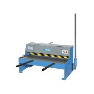 Nouvelle cisaille à guillotine manuelle de table pour tôles, pour la construction, avec composants essentiels : pompe, engrenage, moteur, PLC - Product Image 1