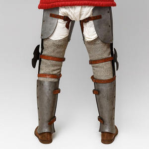 Juego de armadura de protección de acero gótico avanzado medieval, patas flotantes, grebas en plata para LARP SCA con técnica pulida - Product Image 5