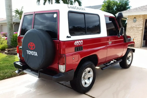 LISTO PARA CONDUCIR - USADO, VOLANTE A LA IZQUIERDA |   CONDUCCIÓN DERECHA |   TOYOTA LAND CRUISER FZJ73 1995, 5 velocidades - Product Image 4