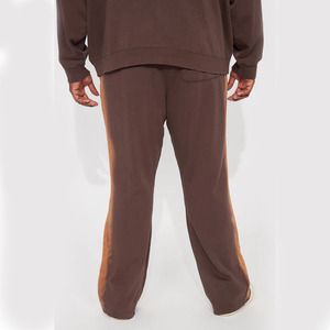 Pantalones de chándal informales Vintage para hombre al por mayor, pantalones de chándal acampanados personalizados con logotipo bordado y piernas anchas con bolsillos para las estaciones de otoño - Product Image 6