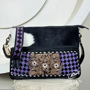 Sac à main pour femme en cuir de vachette à carreaux violets et noirs en gros, cuir travaillé, motif floral, grande capacité, sac de voyage - Product Image 1