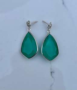 Boucle d'oreille en argent sterling 925 émeraude colombienne faite à la main Belle boucle d'oreille femme Boucle d'oreille en pierre verte. - Product Image 2