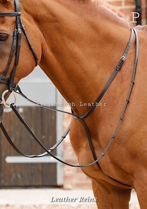 Riendas de caballo de cuero Premium personalizadas estilo inglés occidental OEM Riendas de equitación de cuero genuino proveedor al por mayor tendencia 2025 - Product Image 3