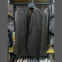 Costume homme marron expresso, jacquard craquelé à motif reptile, col mandarin, devant ouvert, poche plaquée arrondie, costumes marron, costume sur mesure