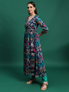 Ensemble d'été pour femmes, kurta Anarkali à manches longues et col en V, broderie bleue élégante, pantalon palazzo et dupatta - Product Image 2