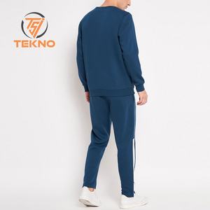 Venta al por mayor de los hombres bordados chándal con cuello redondo logotipo personalizado de talla grande para el invierno-Precio al por mayor hecho en Pakistán - Product Image 4