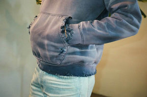 เสื้อแบบสวมหัวไหล่สำหรับผู้ชายเสื้อมีฮู้ดสีจางลงและไม่ผูกเชือก - Product Image 5