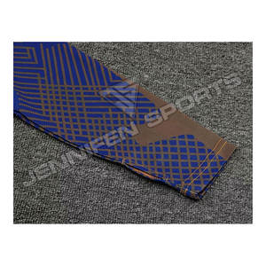 Alta calidad 100% tela de poliéster hombres Club equipo fútbol entrenamiento traje con capucha + pantalón conjunto sublimación impresa ropa deportiva - Product Image 5