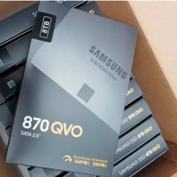High-Performance Samsung 870 QVO MZ-77Q8T0BW 8TB 2.5 Inch SATA III Internal SSD