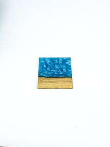 Posavasos de madera de resina de color personalizado, combina con cualquier tema interior | Calidad de exportación con posavasos de piedra con acabado pulido - Product Image 2