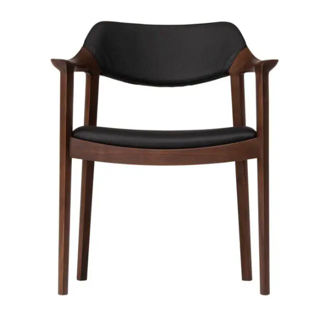 คัสตาร์ม