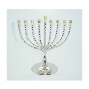Portavelas de Menorah de latón de lujo de estilo indio hecho a mano, candelabro de Menorah de estilo israelí Premium decorativo para Festival judío - Product Image 5