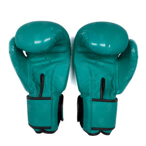 Guantes de Boxeo Sanda con Logotipo Personalizado, Guantes de Entrenamiento para Exteriores, Cuero Vacuno Real de Pakistán, Cierre con Cordones - Product Image 3