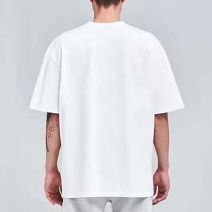 Ensembles d'été pour hommes 100% coton T-shirts à col rond personnalisés de haute qualité fabriqués au Pakistan Conception de motifs 3D - Product Image 3