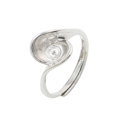 Ring (without pearls)