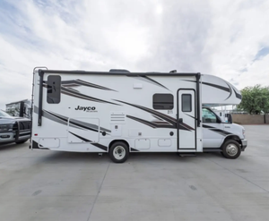 Ready to Ship Used 2023 Jay_co REDHAWK 26M Luxury Motorhome-Worldwide Delivery Vehicle - Product Image 5