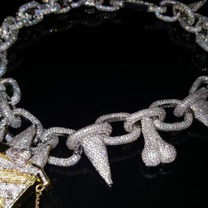 Collier pendentif Tikki glacé Moissanite de style punk pour hommes en argent 925, collier de diamants lourds, collier Hip Hop de style rappeur - Product Image 3