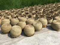 Couleur naturelle avec panier Bolga suspendu rouge panier de rangement en paille panier en jonc de mer fabriqué par le vietnamien FBA Amazon