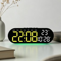 Digitale LED-wekker Dubbele alarmfunctie Datum Week Temperatuurweergave USB-opladen RGB-sfeerverlichting Nachtkastje Bureauklok