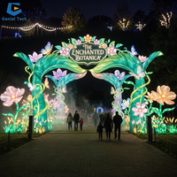 Grande lanterne extérieure immersive à lueur fantastique pour l'installation d'insectes forestiers dans les jardins botaniques et les zoos
