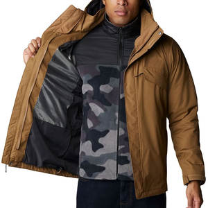 Chaqueta de entrenamiento para deportes al aire libre, chaqueta cortavientos teñida lisa, ligera venta en línea, salida de fábrica, chaqueta para lluvia y nieve - Product Image 4