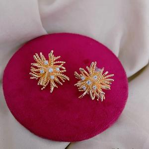 Trendy Flower Earrings <b>for</b> <b>Women</b> <b>Top</b> Lightweight Party Wear with Zircon Stone Brass Jewelry <b>for</b> Weddings and Gifts - Product Image 1