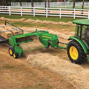 เครื่องอัดฟางแบบกลมระบบไฮดรอลิกพร้อมระบบกระบะที่ทนทานและบำรุงรักษาง่ายเพื่อเพิ่มผลผลิต - Product Image 2