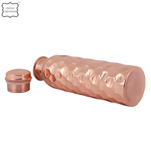 Botella de agua de cobre artesanal natural, botella de agua de cobre de la mejor calidad 100% botella de cobre puro para agua potable - Product Image 3