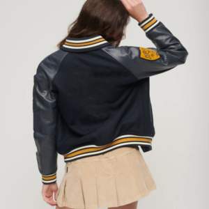 Veste de baseball unisexe brodée avec logo personnalisé, respirante, manches en laine, style varsity, hiver, laine - Product Image 2