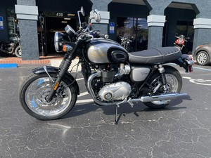 มอเตอร์ไซค์ผจญภัยรุ่นใหม่ที่ดีที่สุดแห่งปี 2026 Triumph Bonneville T120 Icon Edition - Product Image 4