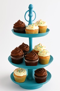 Gold finished metal cake <b>stand</b> is the perfect platform to elevate your <b>cupcakes</b> and captivate your guests - Product Image 5
