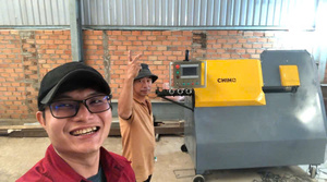 Cintreuse automatique de tubes carrés et ronds utilisée dans l'industrie de la construction, machine à cintrer les barres d'acier - Product Image 5